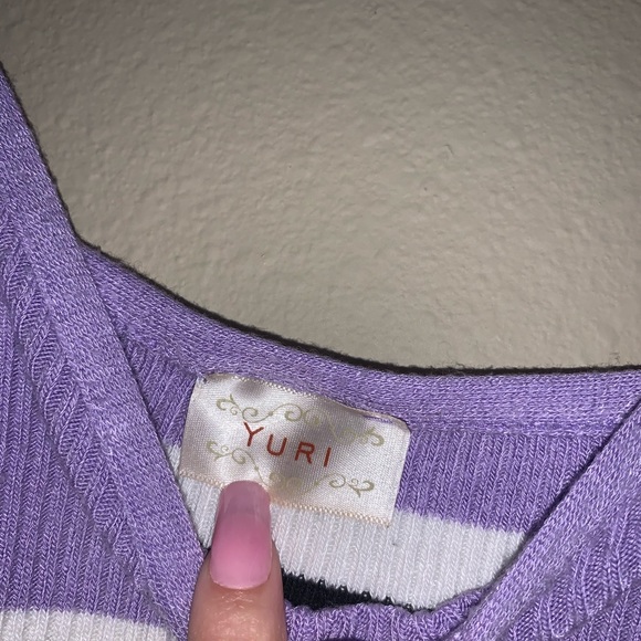 yuri top - Picture 3 of 3